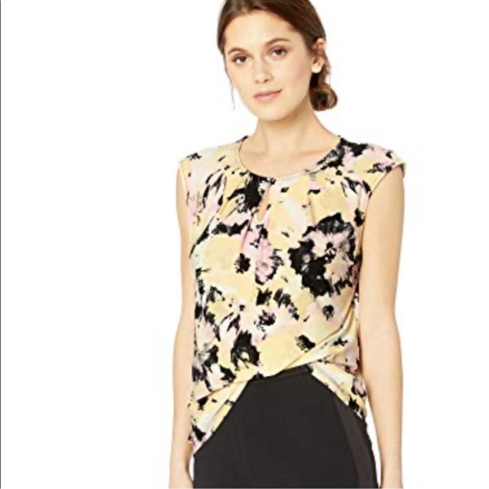 Kasper Floral Cap Sleeve Blouse - Cream and Black